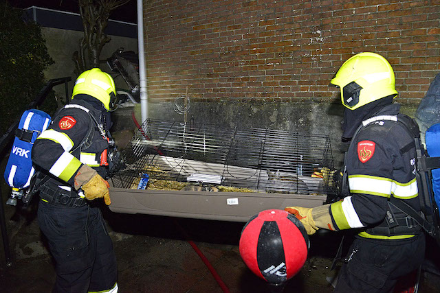 2021/6/20210109-21u34 GB 019 Brand woning Nieuwemeerdijk.jpg